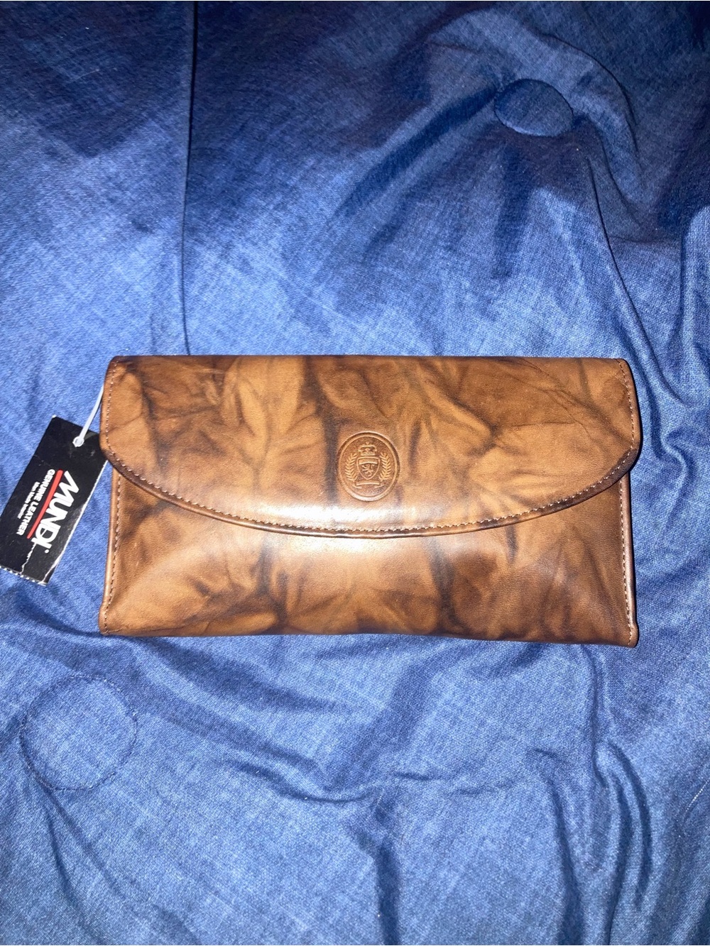 mundi Black Tag with Red Stripe trifold wallet